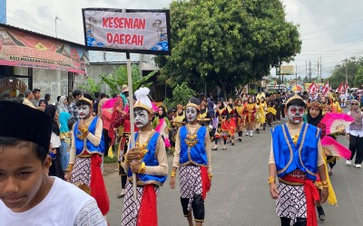 SMP Islam Wonopringgo ikut Memeriahkan kegiatan karnaval Kecamatan Won opringgo Kabupaten Pekalongan Tahun 2025
